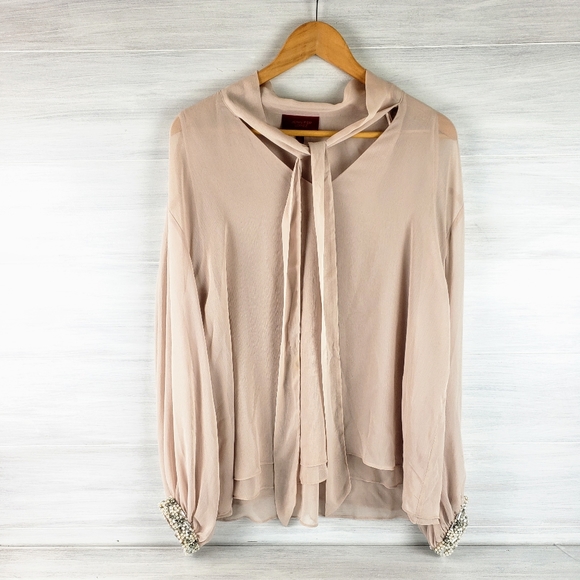 Jennifer Lopez Tops - 💞5/15$ Jennifer Lopez Sheer Top NWT